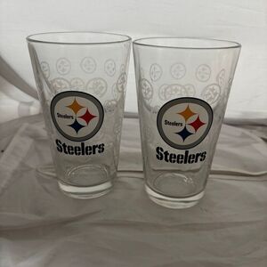 2 Pittsburgh Steelers Pint Glasses